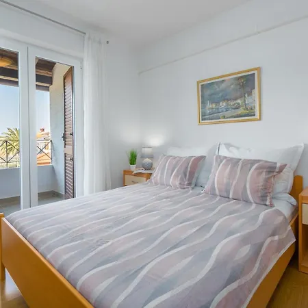 House Oliva بيت للعطل بوريتش